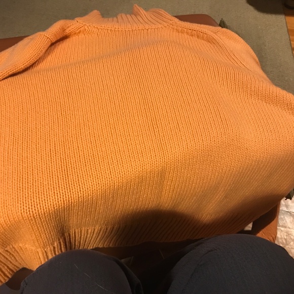 The Row cashmere turtleneck sweater size small - Picture 5 of 7